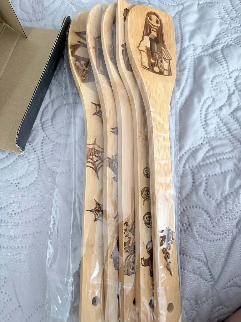 Nightmare Before Christmas Wooden Cooking Spoons and Oven Mitt Set with Magnet
